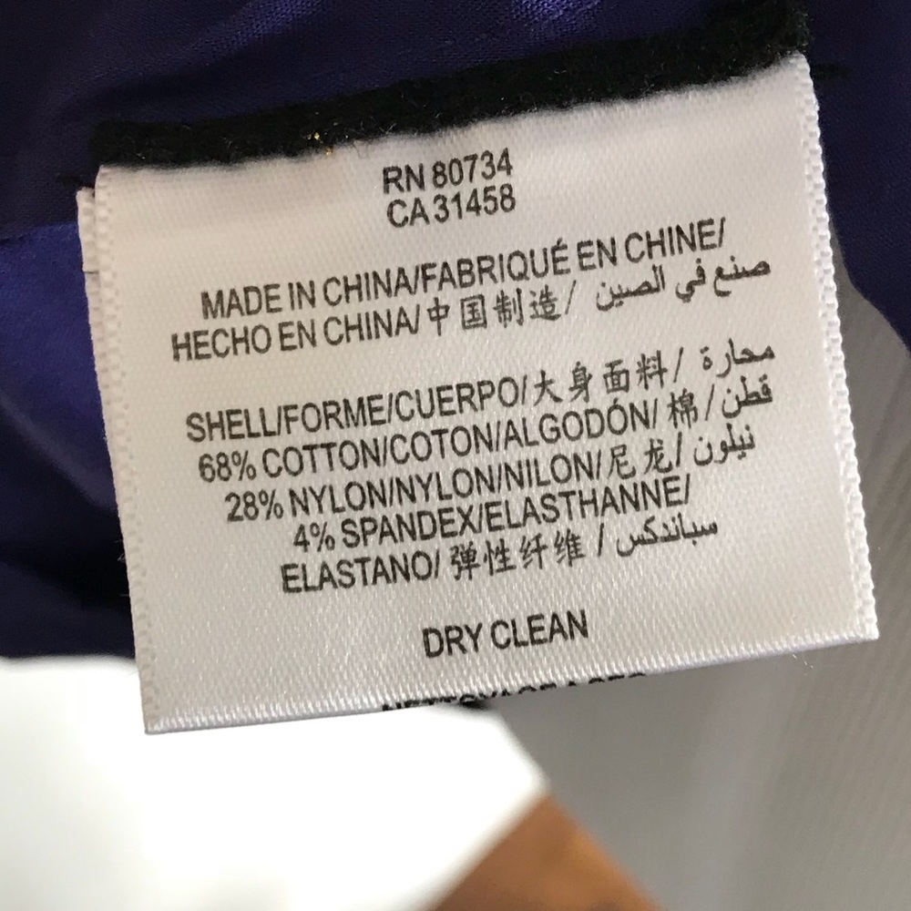 BCBGMaxAzria Deep V Pleated Blouse - Picture 6 of 7